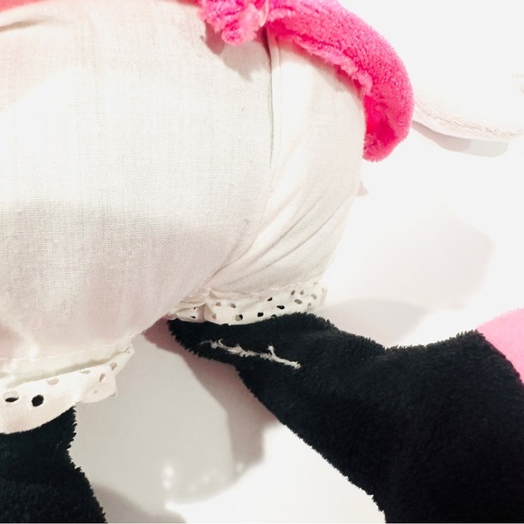 Disney Store Exclusive Minnie Mouse Pink Outfit Plush - Picture 7 of 7